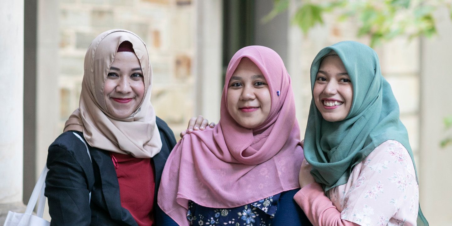 Three alumnae of the Australia Awards program