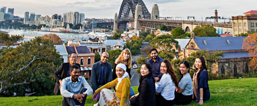 Australia Awards alumni visit Sydney Harbour Bridge. Image ©Australian Government Department of Foreign Affairs and Trade