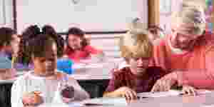What does the research tell us about leadership and international education?